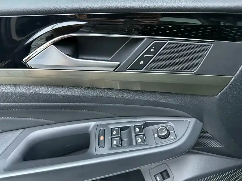Volkswagen Passat — фото 4
