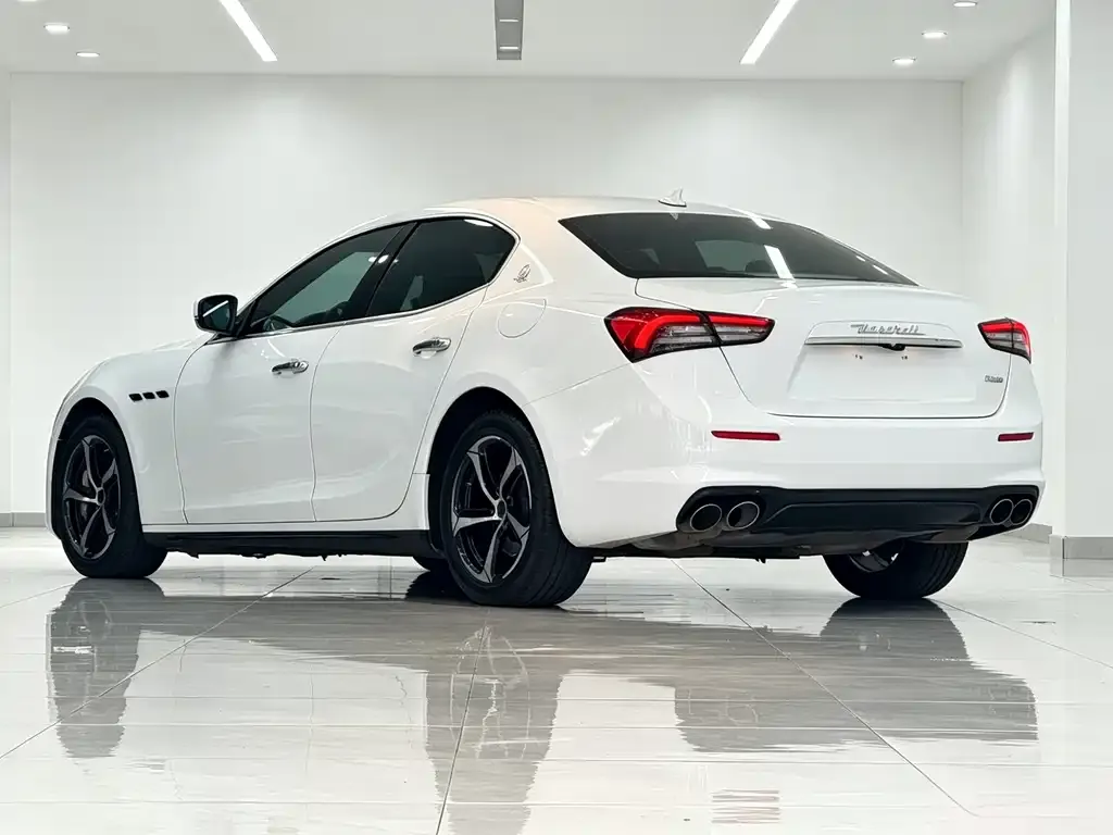 Maserati Ghibli — фото 2