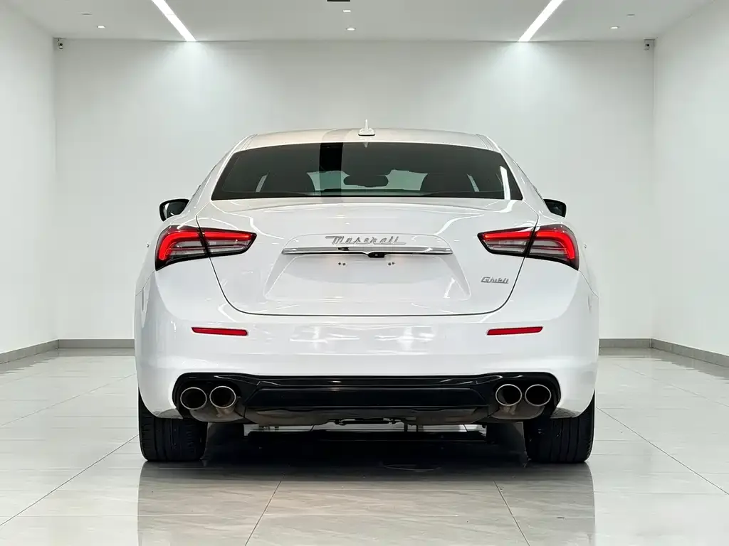 Maserati Ghibli — фото 5
