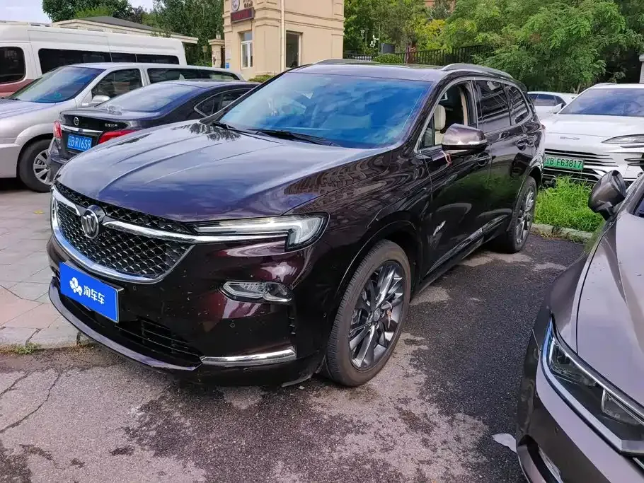 Buick Enclave — фото 1