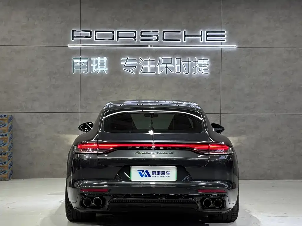 Porsche Panamera Hybrid — фото 3