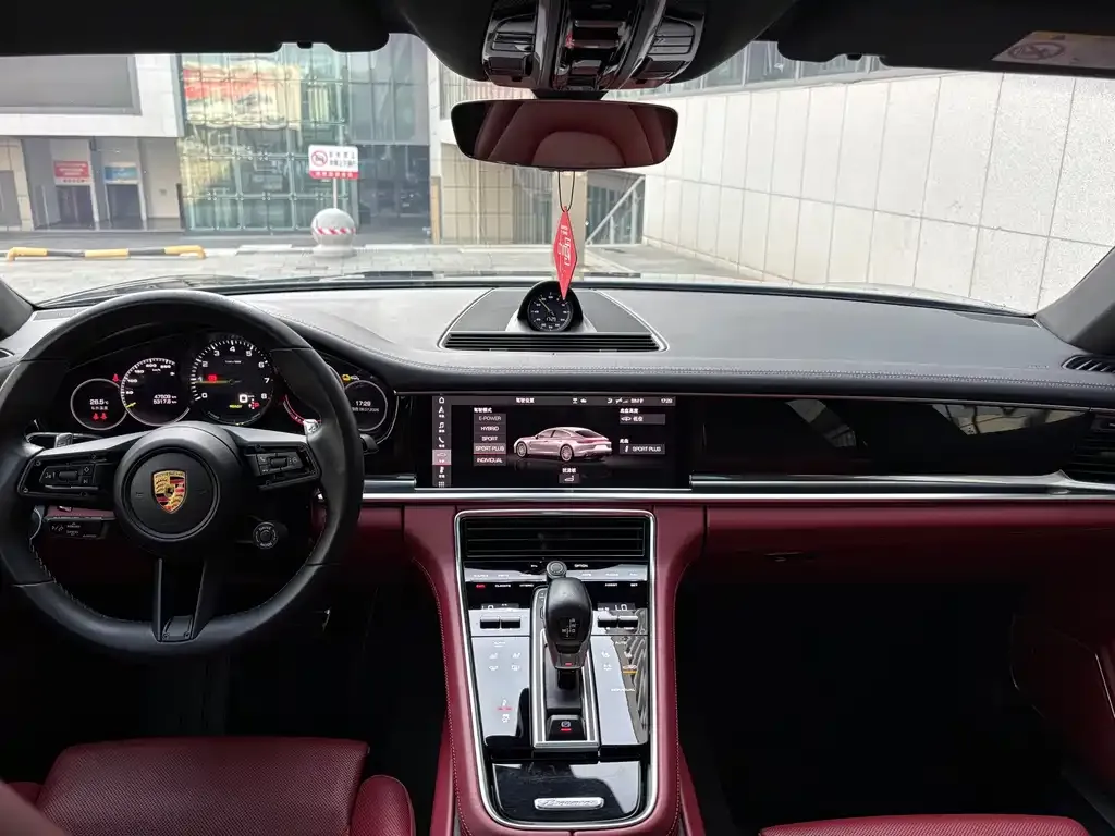 Porsche Panamera Hybrid — фото 10