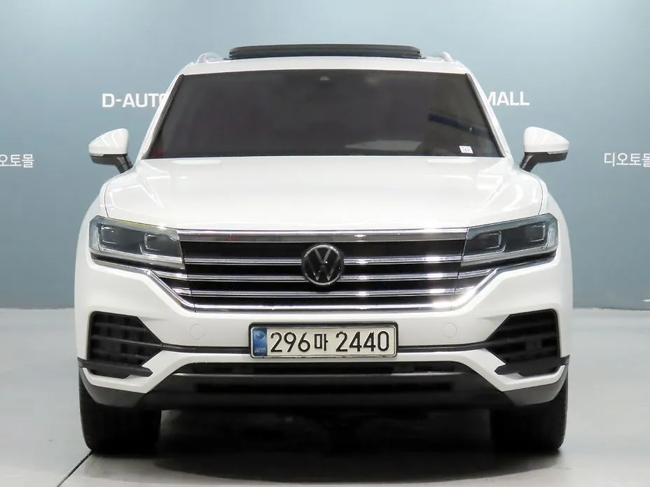 Volkswagen Touareg — фото 5