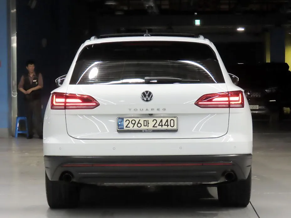 Volkswagen Touareg — фото 4
