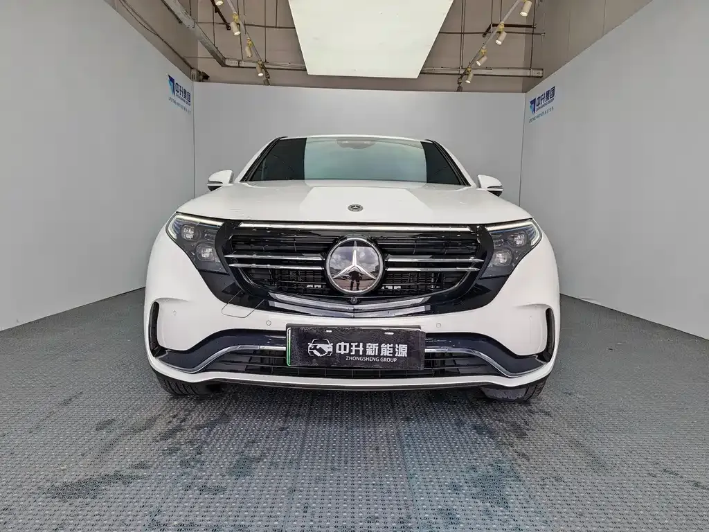 Mercedes-Benz EQC — фото 4