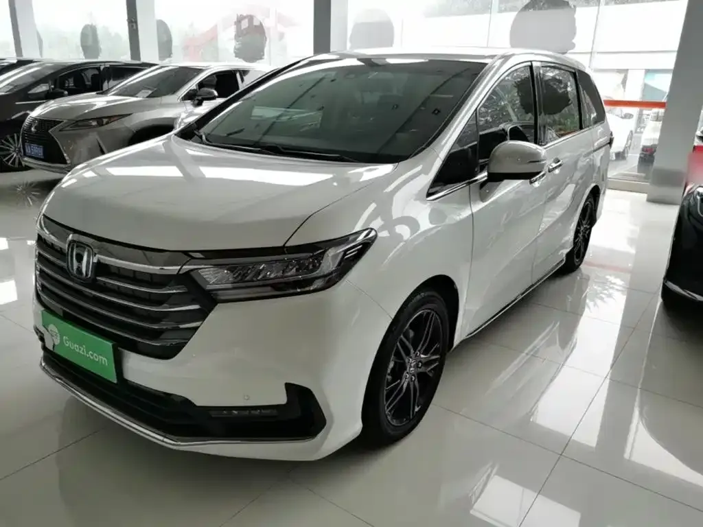 Honda Odyssey — фото 1