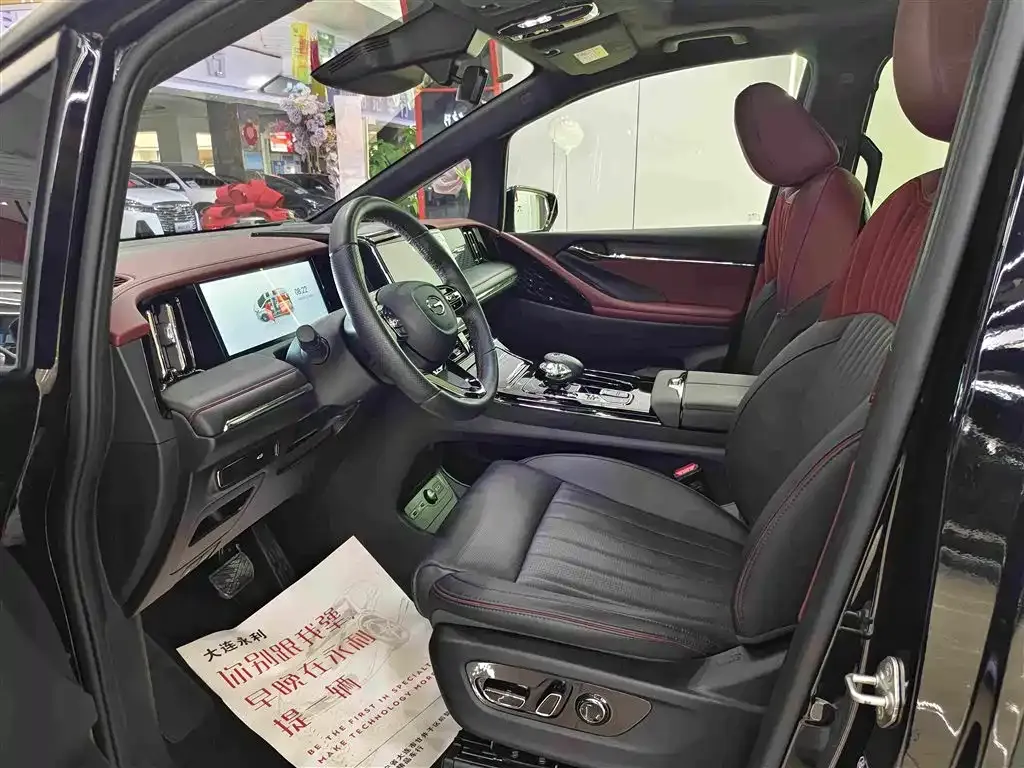 GAC Motor Trumpchi M8 — фото 9