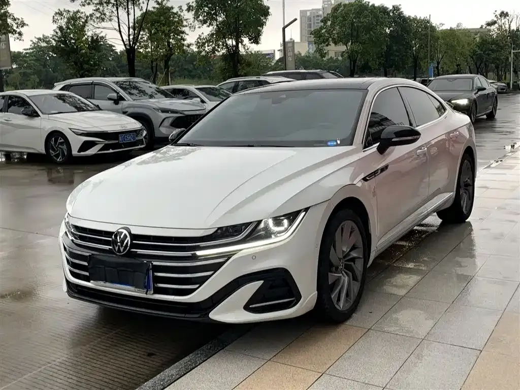 Volkswagen CC — фото 1