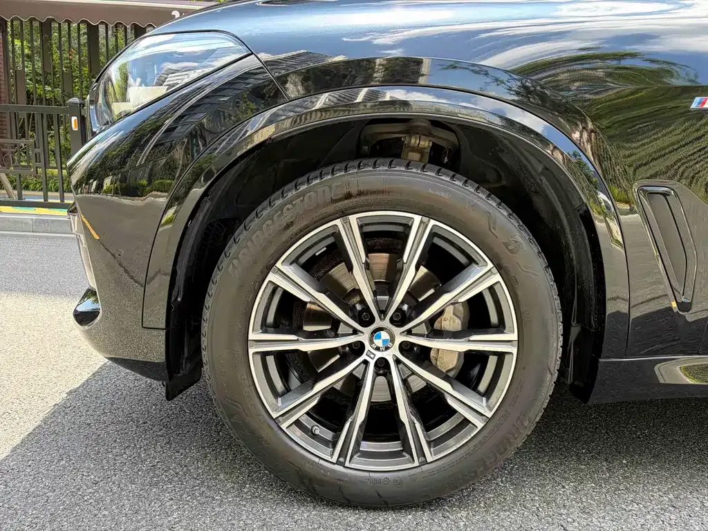 BMW X5 (Import) — фото 9