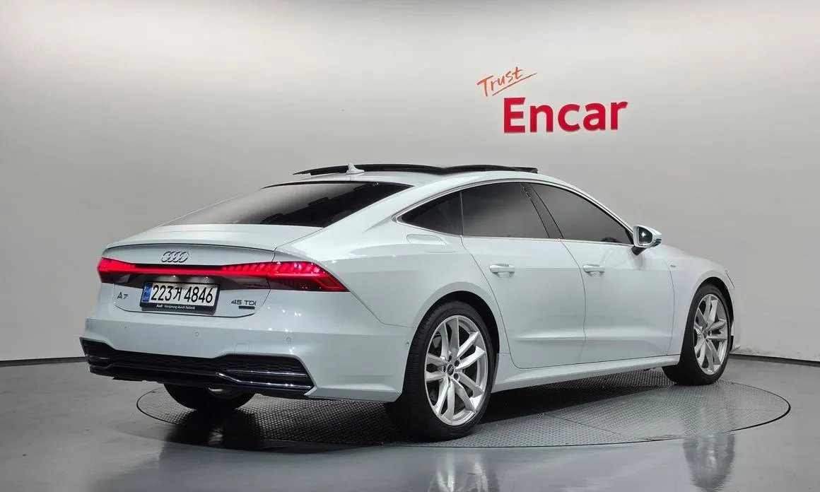 Audi A7 — фото 5