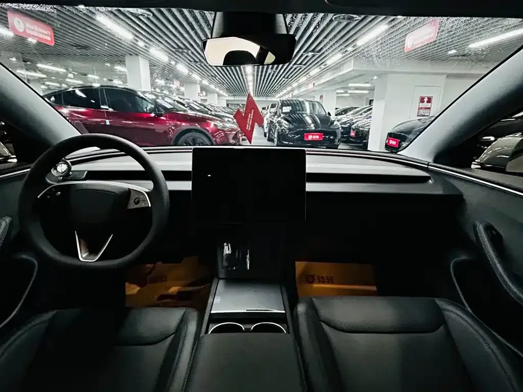 Tesla Model 3 — фото 6