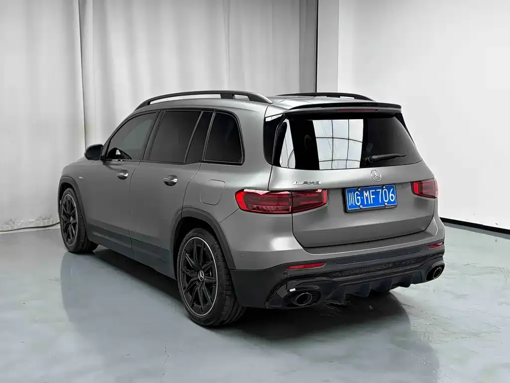 Mercedes-Benz GLB AMG — фото 9