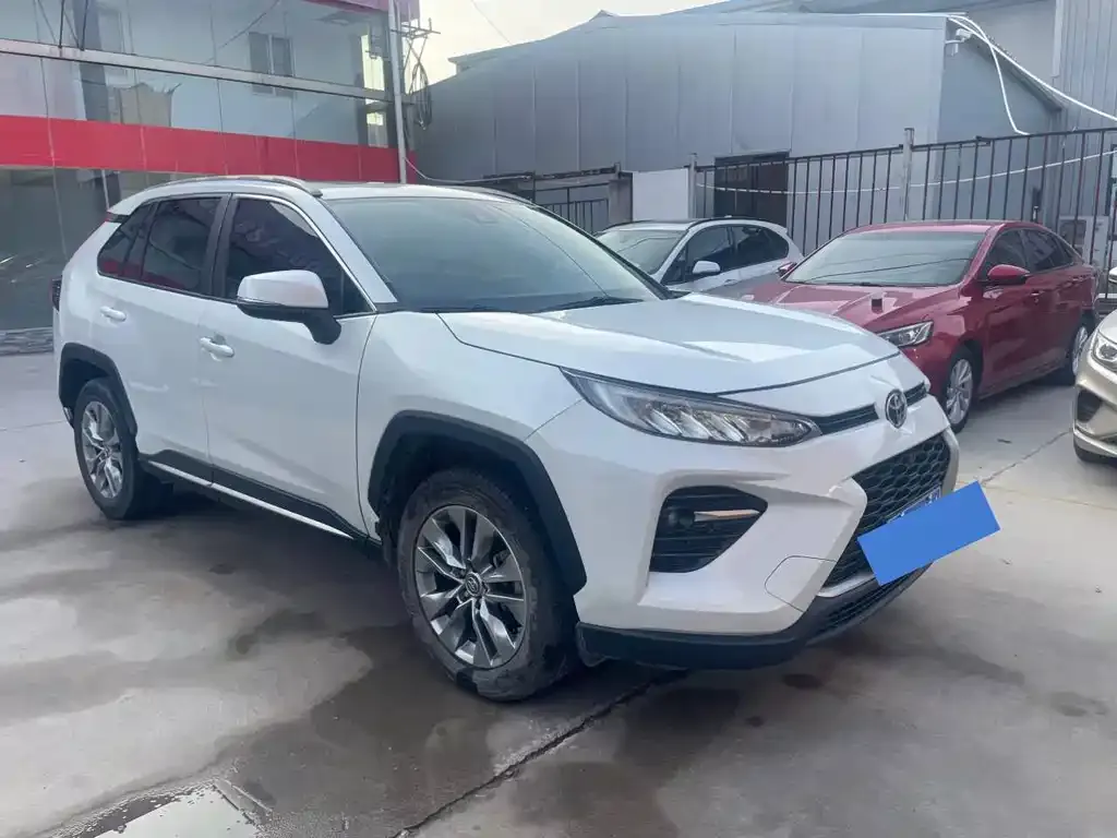 Toyota Wildlander — фото 1