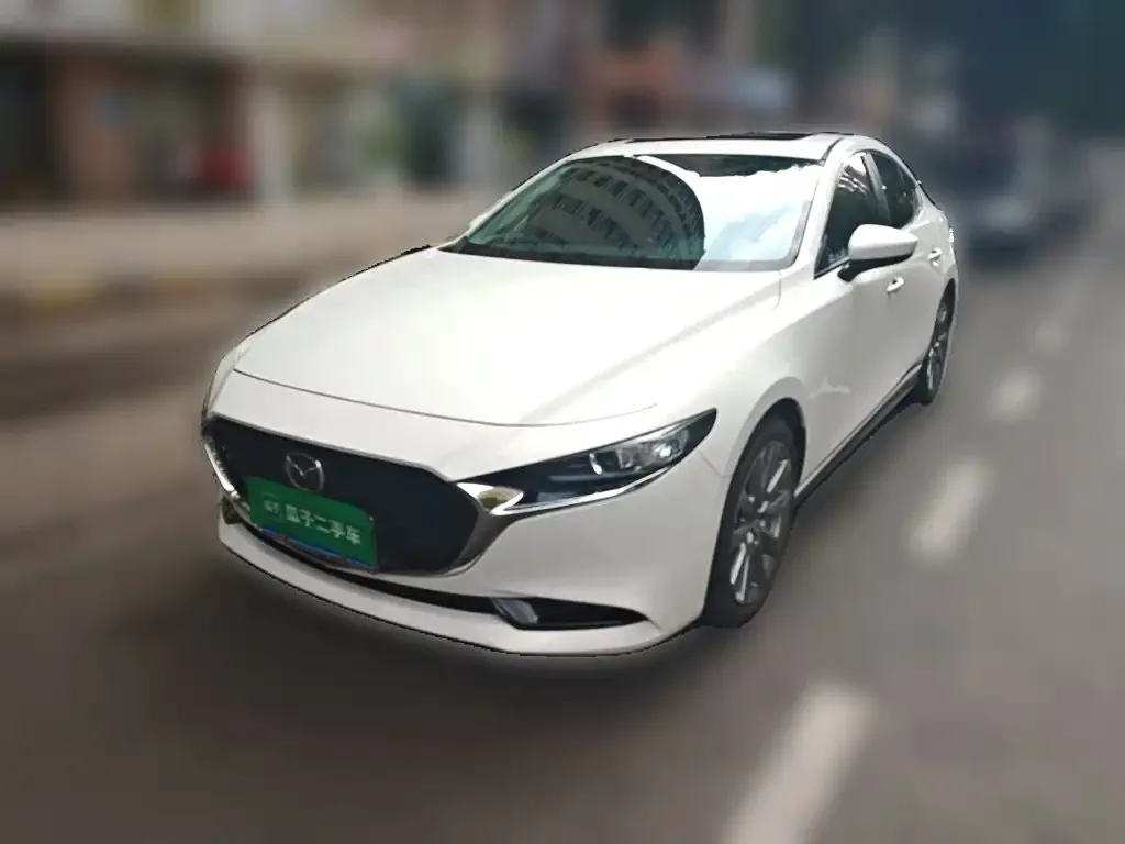 Mazda 3 Axela — фото 1