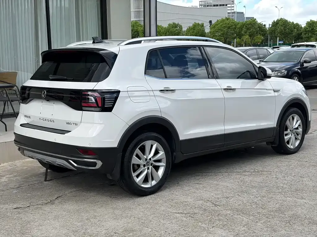 Volkswagen T-Cross — фото 7