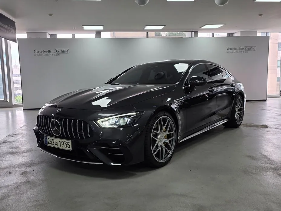Mercedes-Benz AMG GT — фото 1