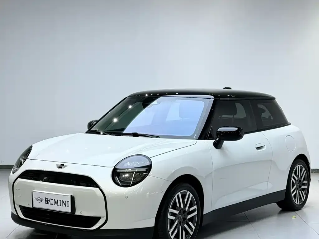 MINI Cooper EV — фото 1