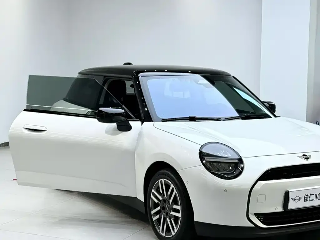 MINI Cooper EV — фото 7