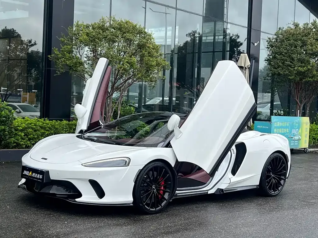 McLaren GT 4.0T Standard 1
