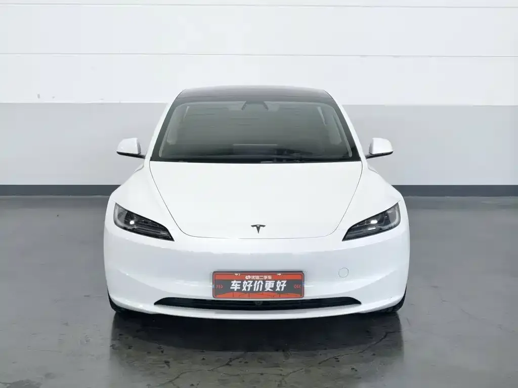 Tesla Model 3 — фото 3
