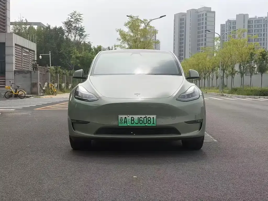 Tesla Model Y — фото 7