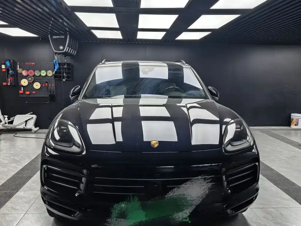Porsche Cayenne Hybrid — фото 7