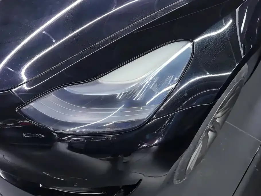 Tesla Model 3 — фото 8