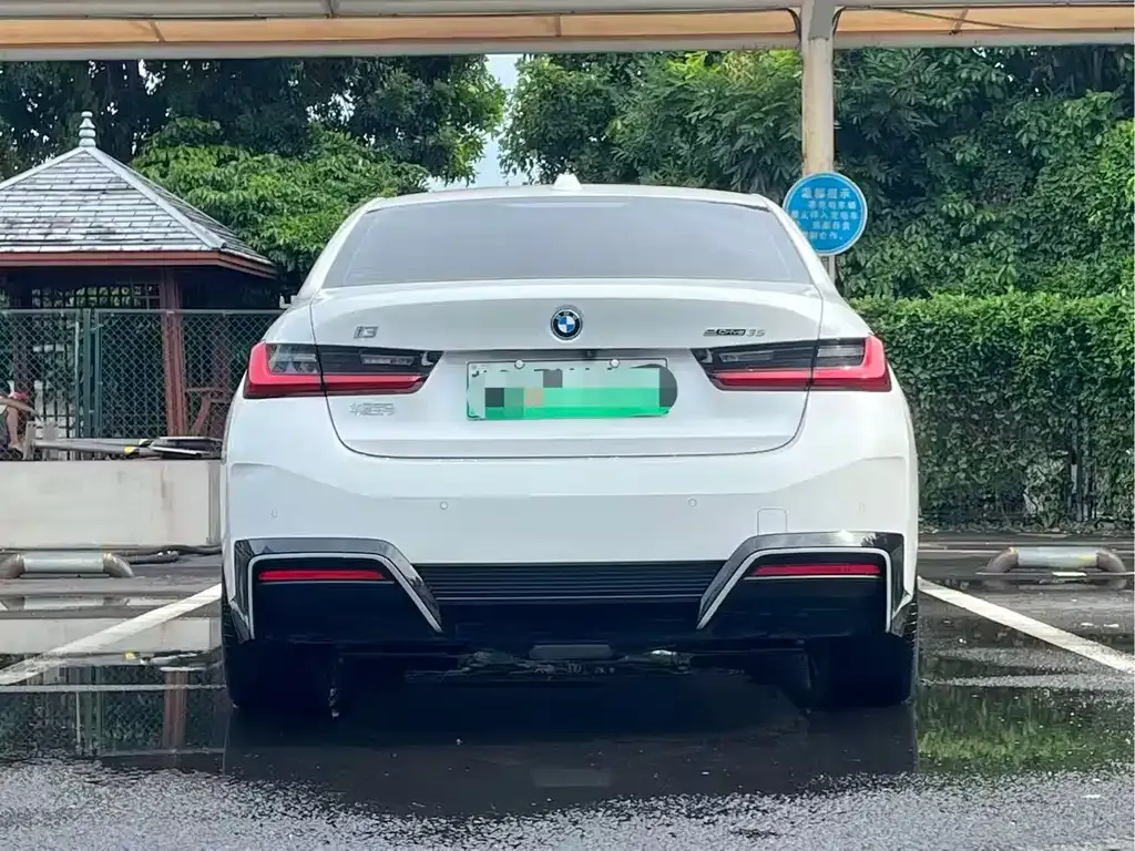 BMW i3 — фото 9