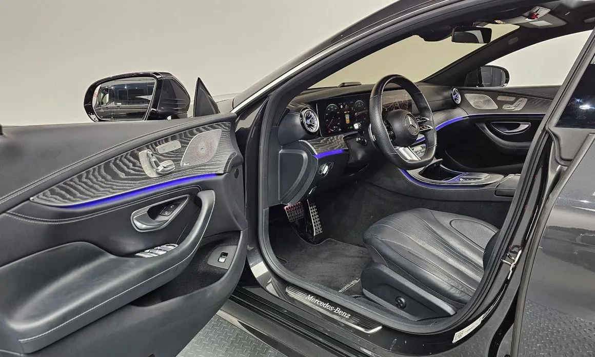 Mercedes-Benz CLS-Class — фото 10