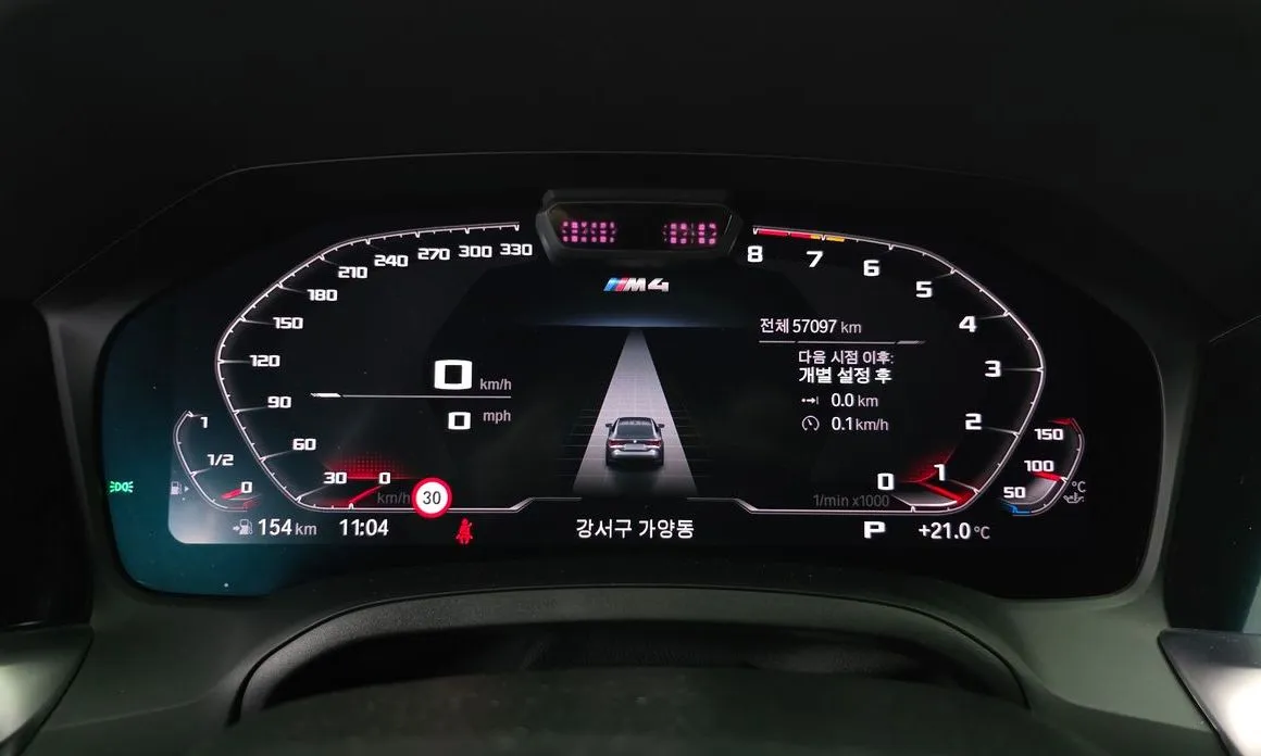 BMW M4 — фото 2
