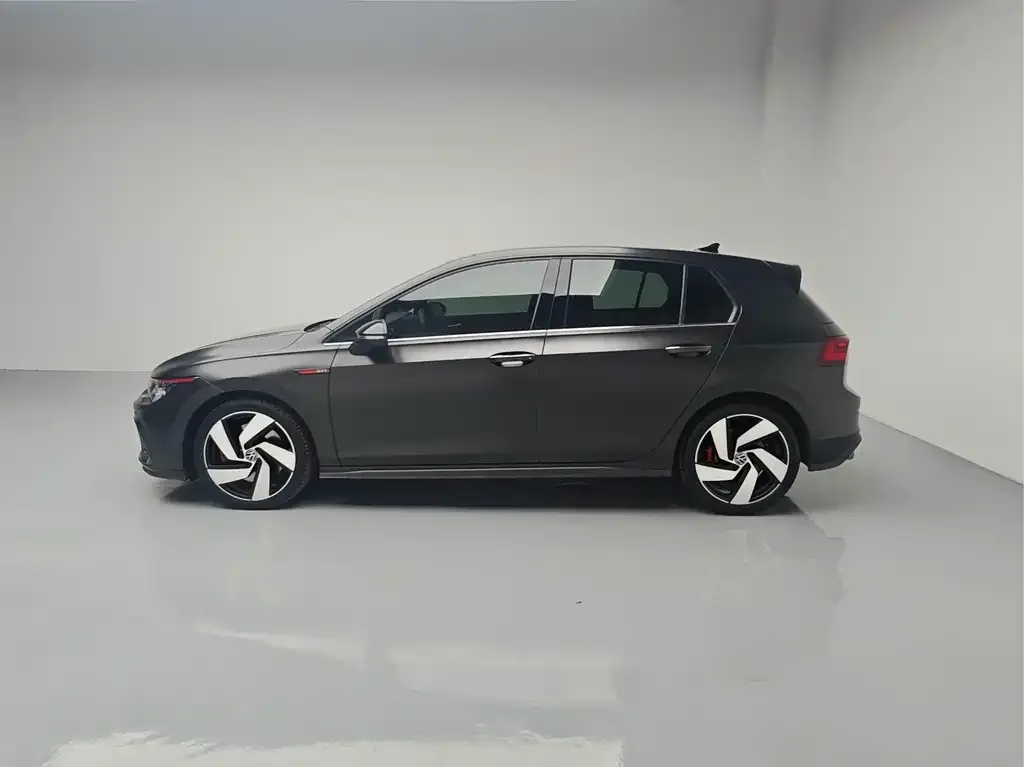 Volkswagen Golf GTI — фото 8