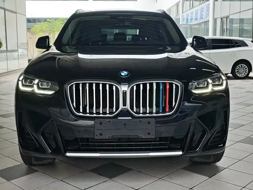 BMW X3 — фото 8