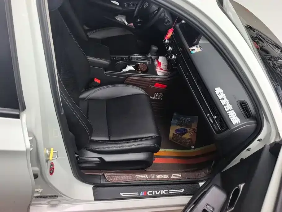 Honda Civic — фото 9