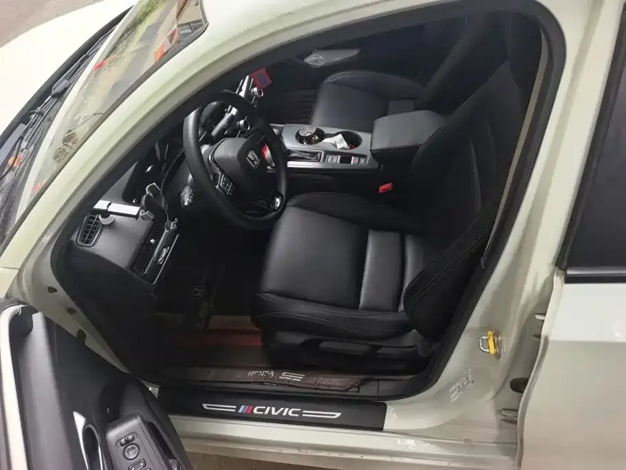 Honda Civic — фото 6