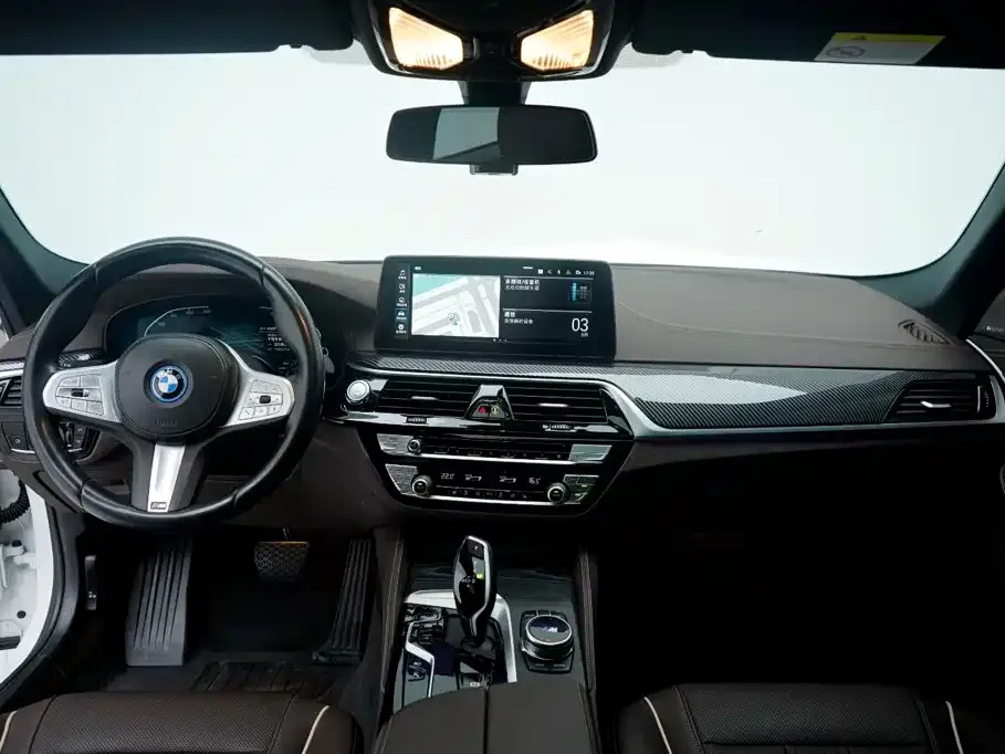 BMW 5 Series New Energy — фото 10