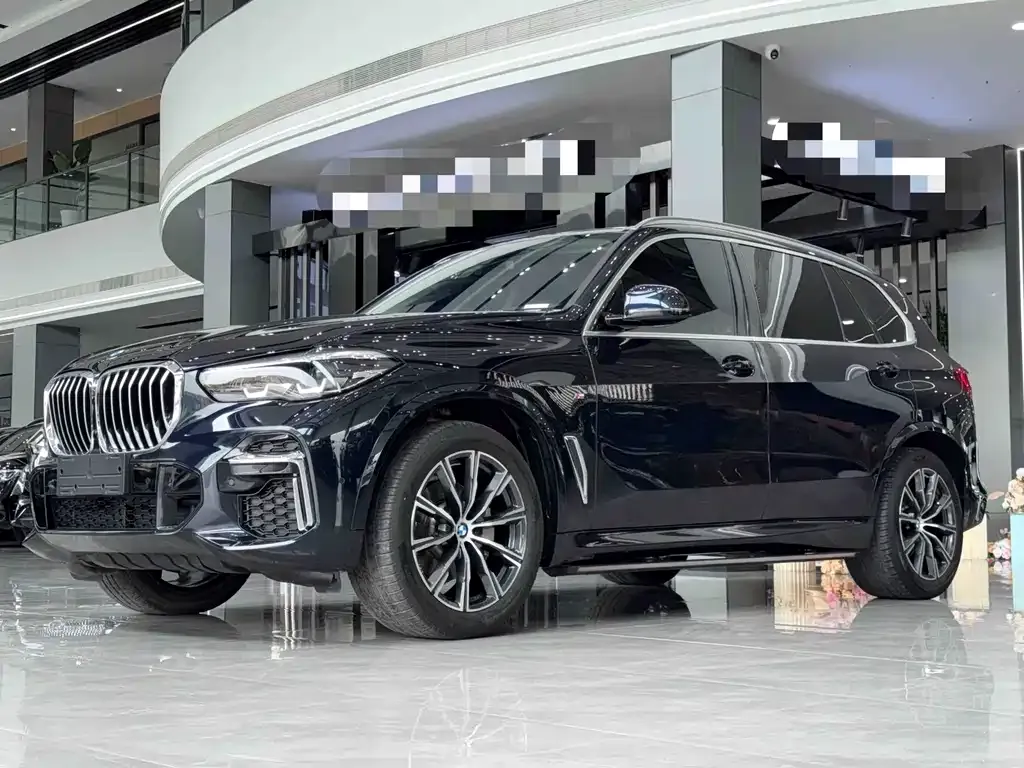 BMW X5 — фото 1