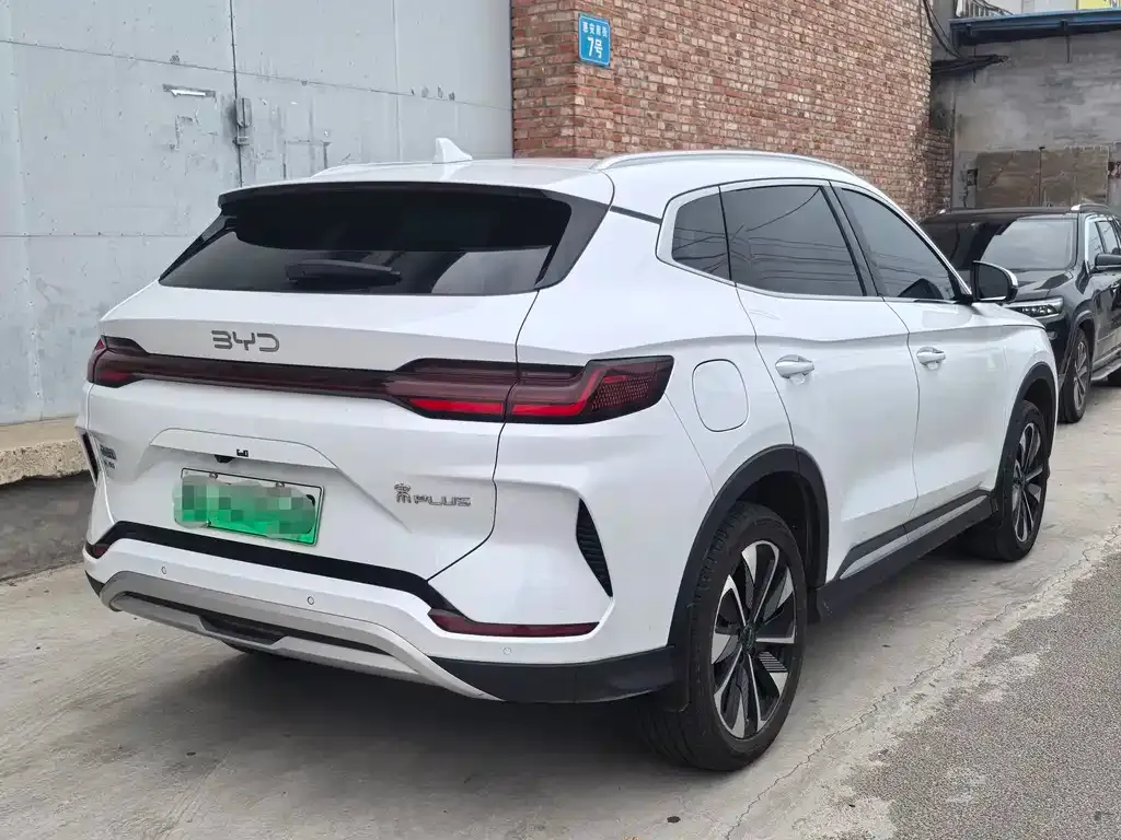 BYD PLUS New Energy — фото 4