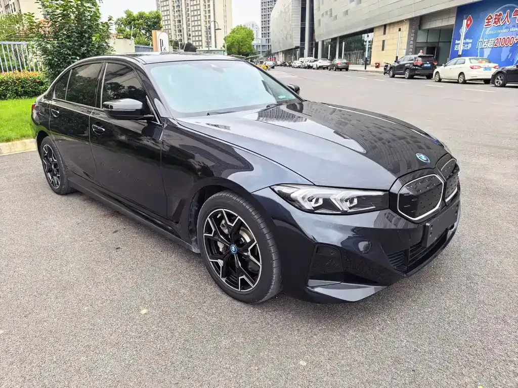 BMW i3 — фото 7
