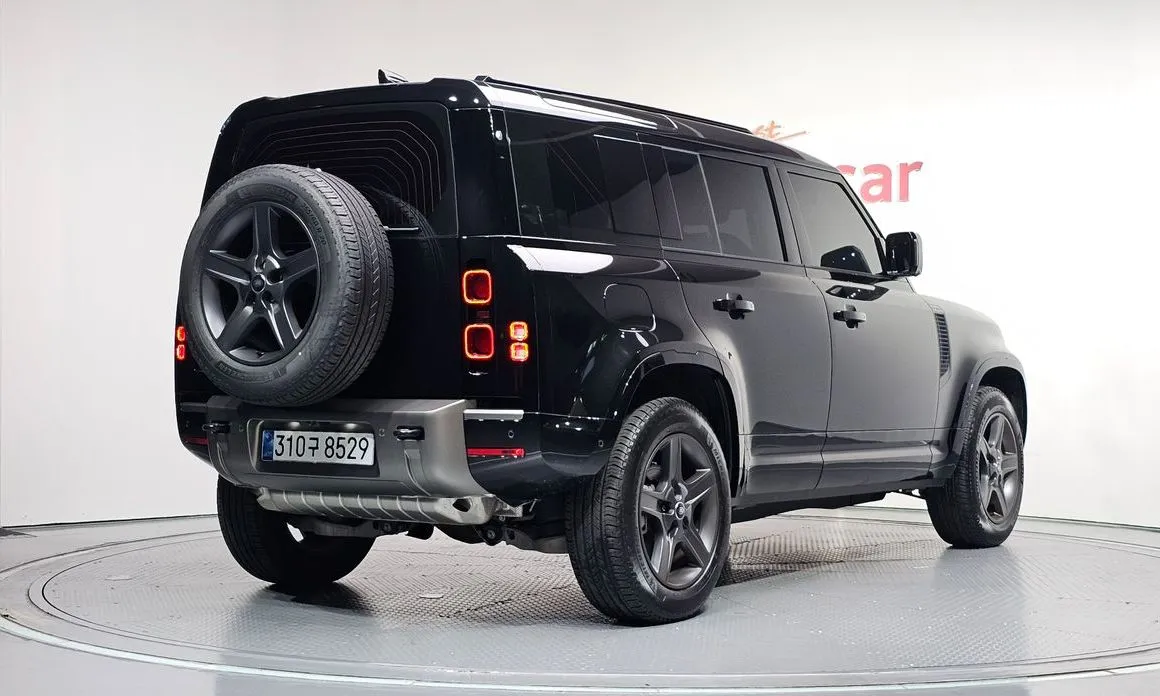 Land Rover Defender — фото 6