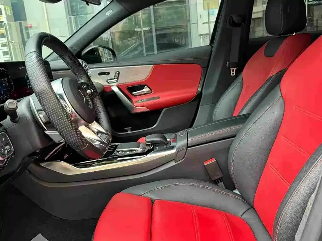 Mercedes-Benz A-Class AMG — фото 4