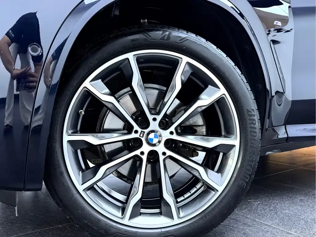 BMW X3 — фото 10