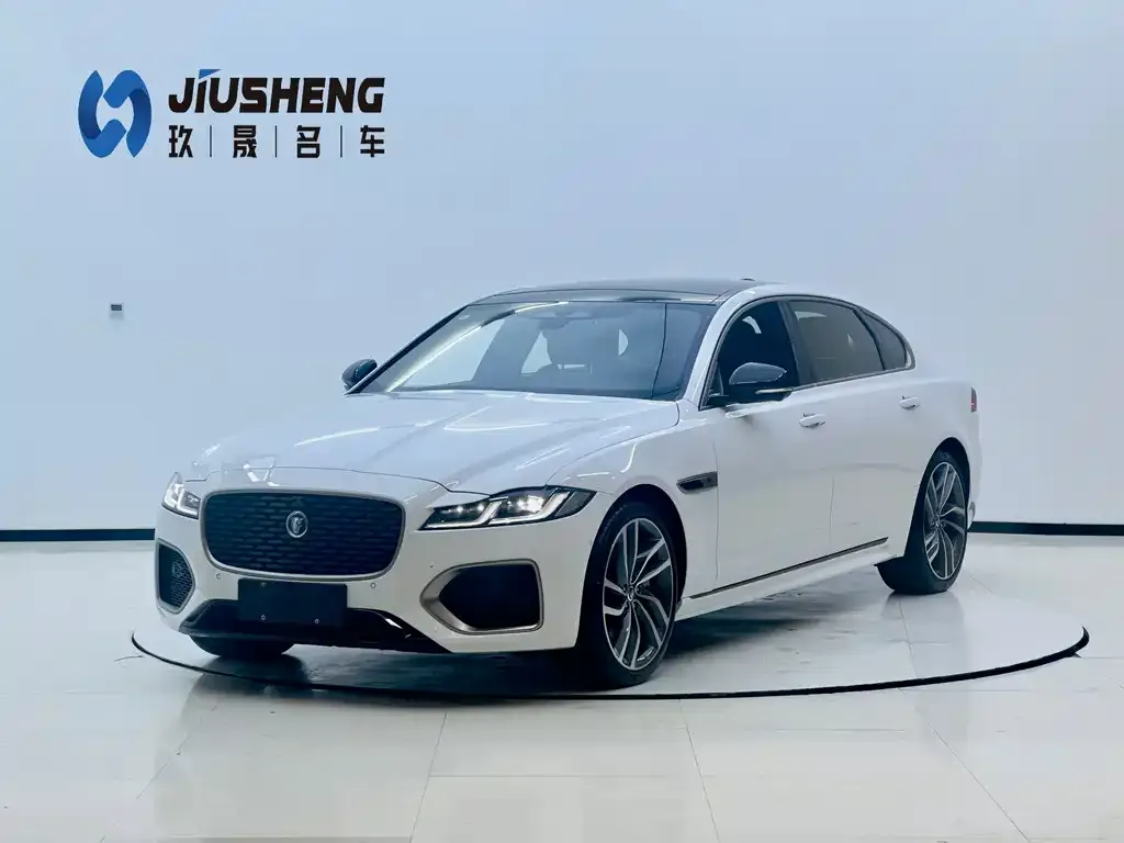 Jaguar XFL — фото 1