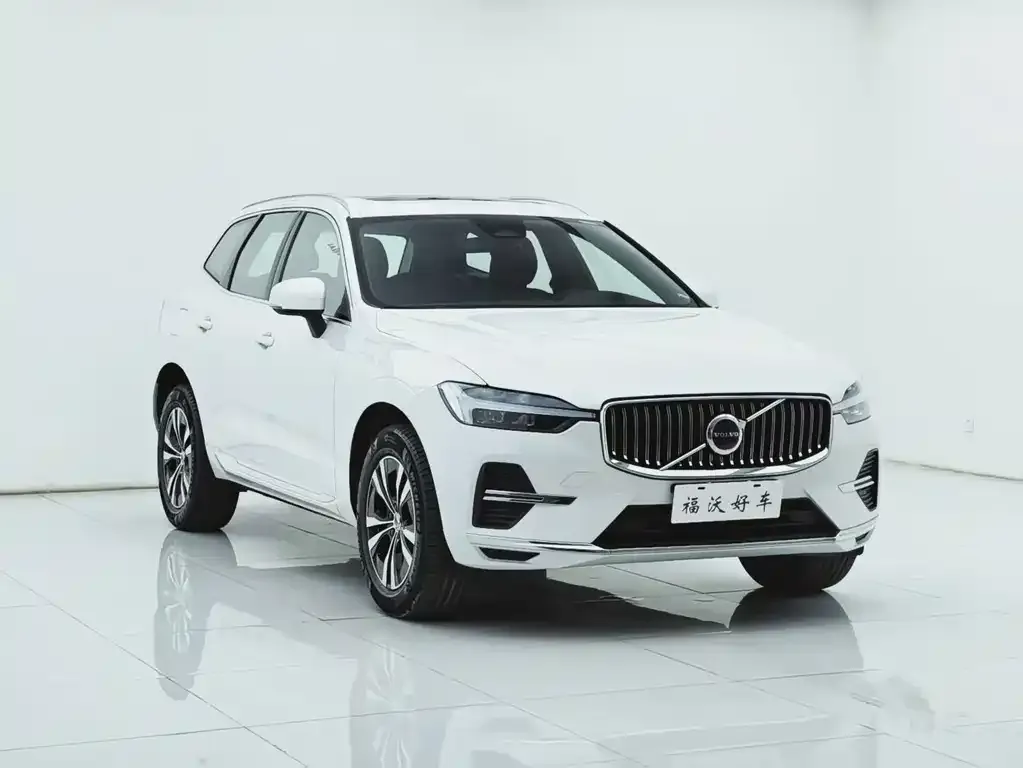 Volvo XC60 — фото 7