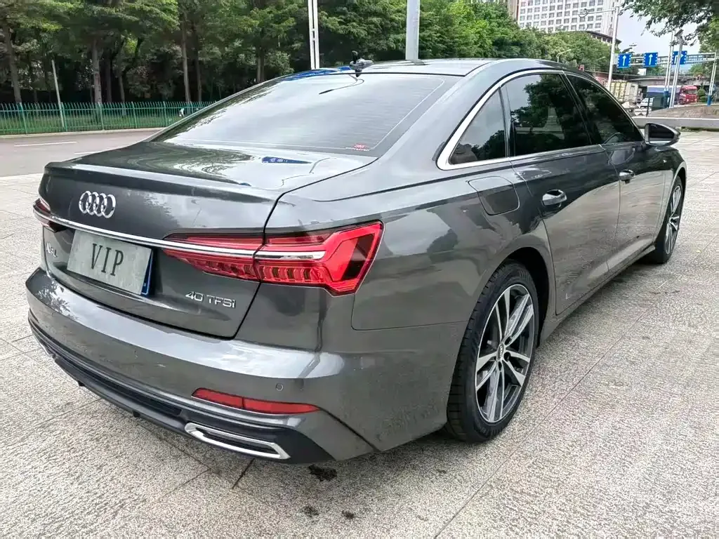 Audi A6L — фото 8
