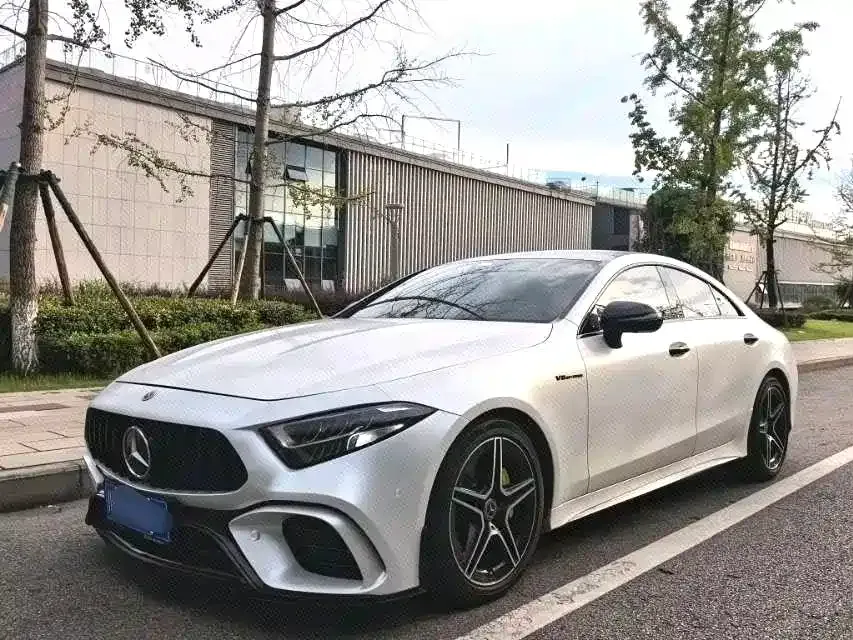 Mercedes-Benz CLS — фото 1