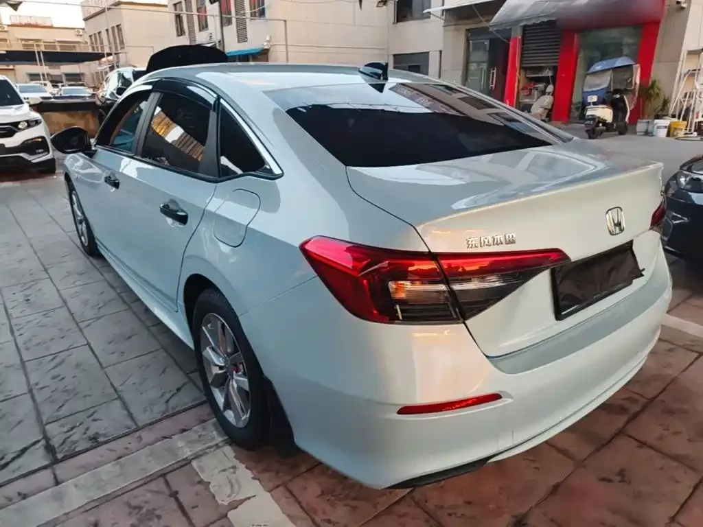 Honda Civic — фото 10