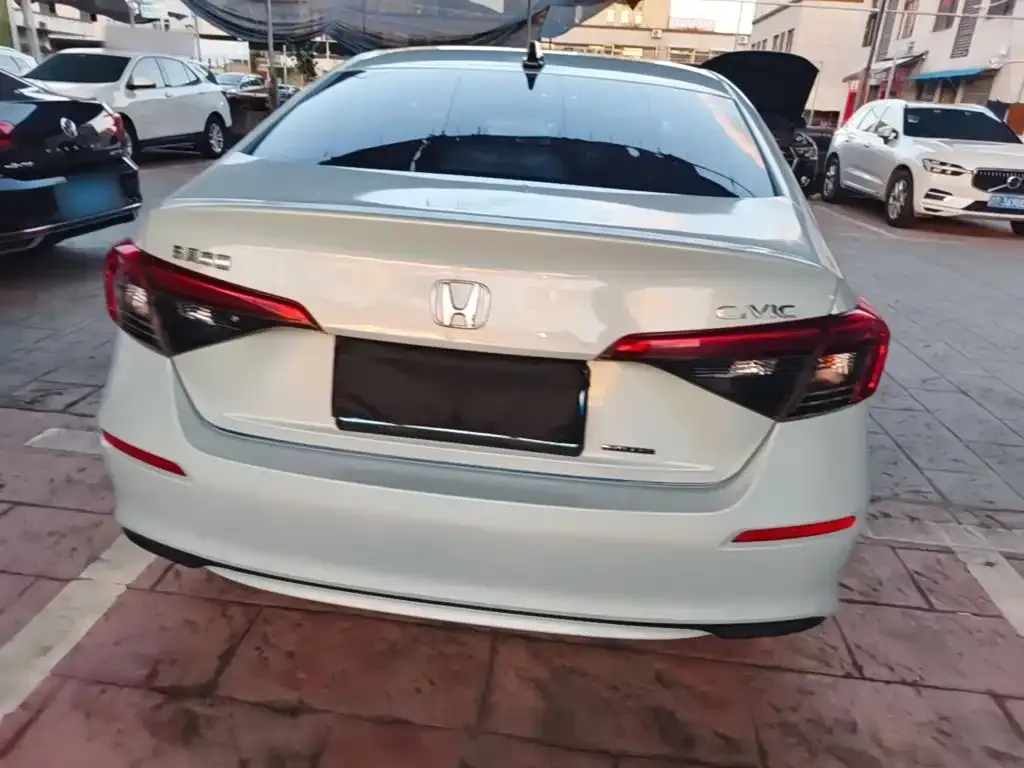 Honda Civic — фото 3