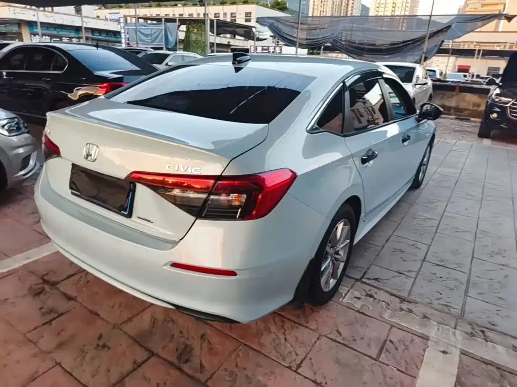 Honda Civic — фото 7
