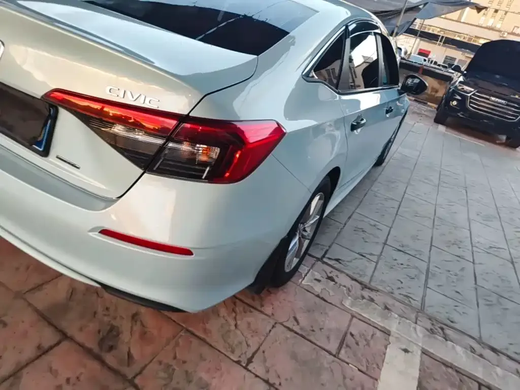 Honda Civic — фото 4