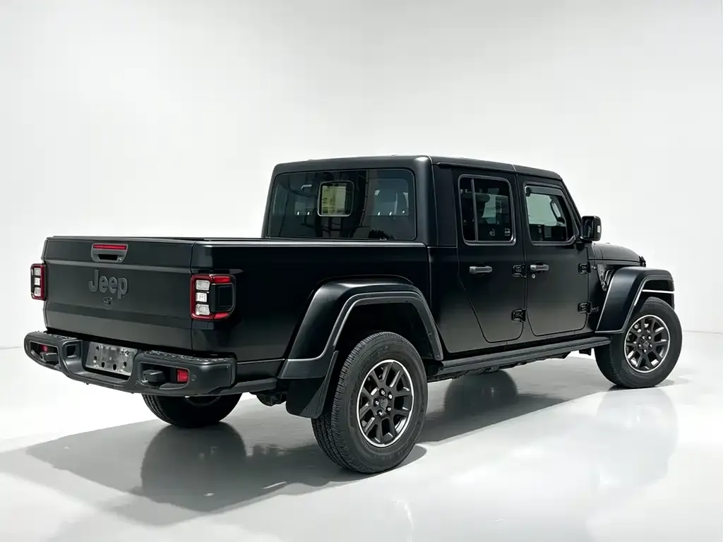 Jeep Gladiator — фото 6